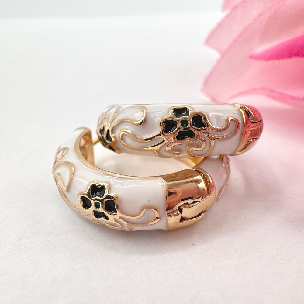 White Floral Cloisonne Hinge Hoop Earrings Black Green Flowers Cottagecore